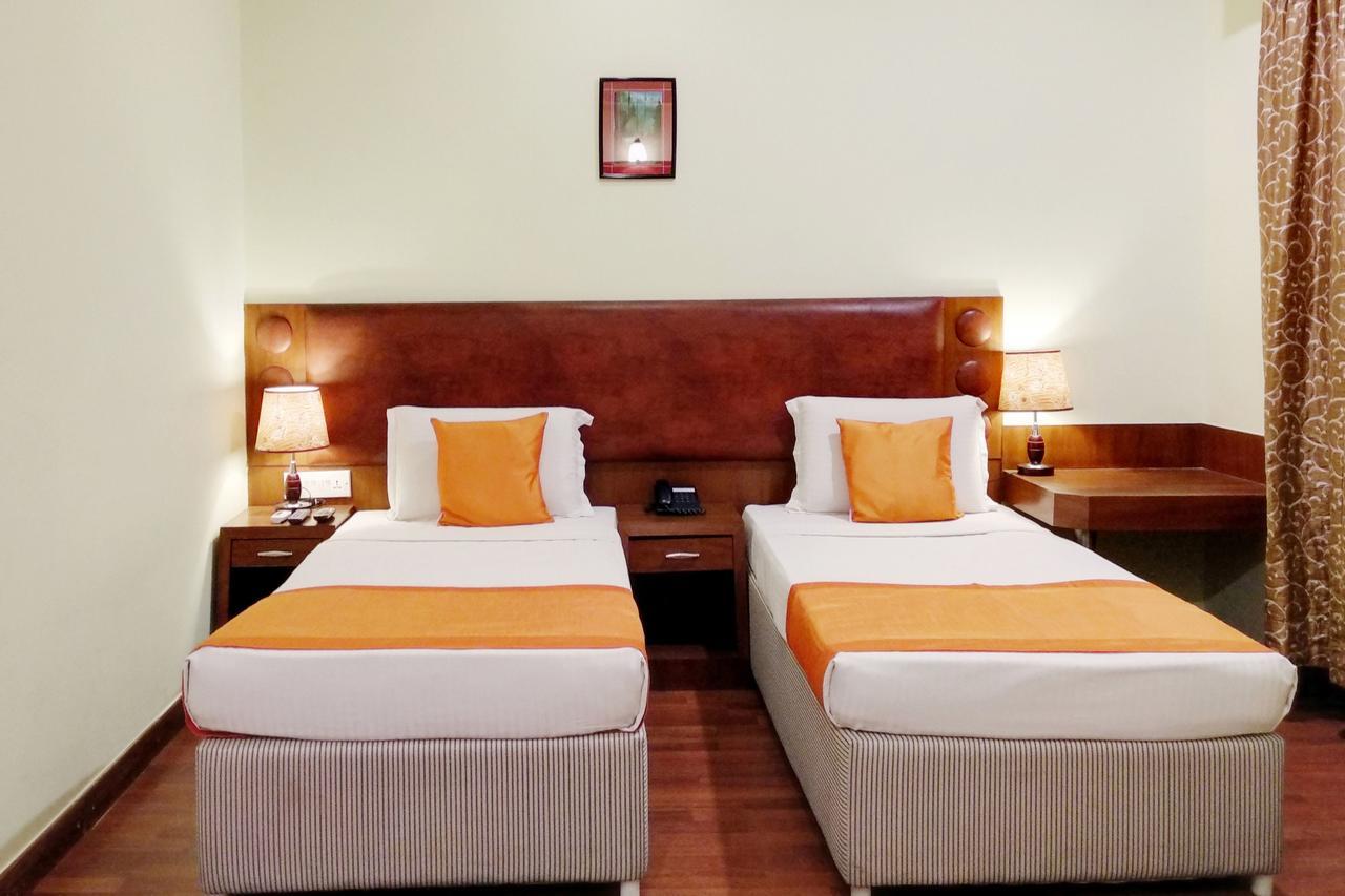 Oyo 6110 Thalassa Suites Bengaluru Kültér fotó