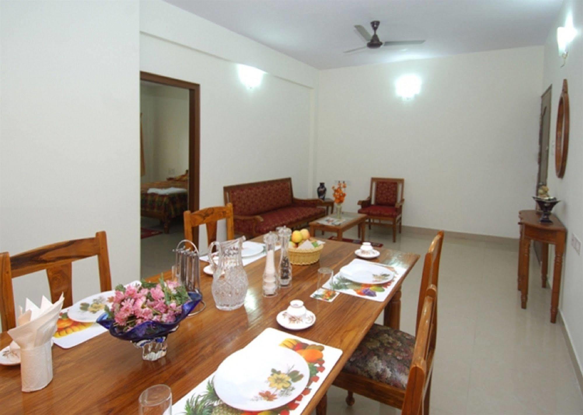 Oyo 6110 Thalassa Suites Bengaluru Kültér fotó